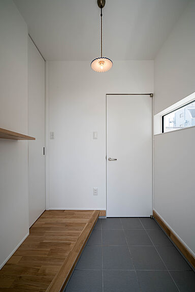 SUNRISE-arc株式会社~“デザイン性”と“機能性”を高水準で両立する理想の住宅~の施工事例「【光が降り注ぐホワイトハウス】」の画像5