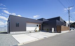 株式会社建匠の施工事例「【和歌山県】なが~~い廊下のある広~~い平屋!収納スペース豊富で無駄のない空間!」の画像