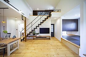 リブホーム建築設計事務所の施工事例「【和歌山県】なが~~い廊下のある広~~い平屋!収納スペース豊富で無駄のない空間!」の画像4