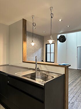 ナカムラハウス 光展示場の施工事例「岩国市 クロスにこだわったおしゃれHOUSE」の画像3