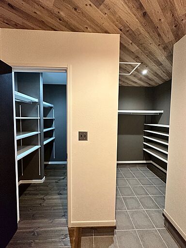 ナカムラハウス 光展示場の施工事例「岩国市 クロスにこだわったおしゃれHOUSE」の画像9