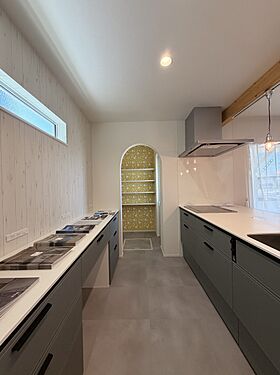 ナカムラハウス 光展示場の施工事例「【下松市】1階完結型 !!カリフォルニアスタイルのおうち」の画像2