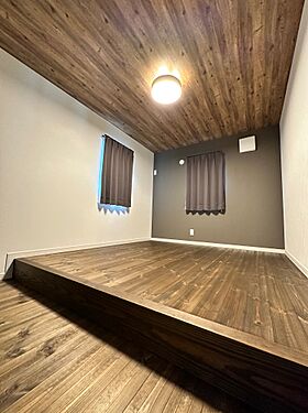 ナカムラハウス 光展示場の施工事例「【岩国市】ダークなカラーで統一、かっこよすぎるおうち」の画像5