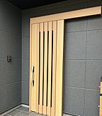 玄関 ユニバーサルホーム 丸亀店の事例画像