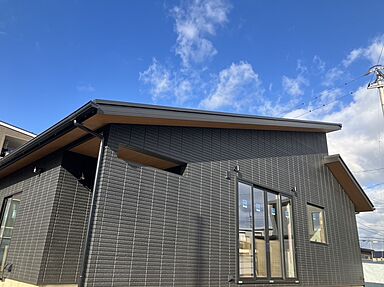 ユニバーサルホーム 丸亀店の施工事例「アトリエのある趣味空間の家」の画像7