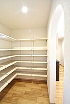 木の家スタイルの収納 株式会社 カクニシビルダーの事例画像