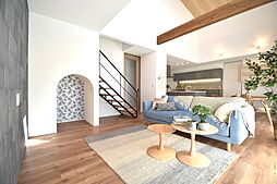 株式会社 カクニシビルダーの施工事例「異素材が織りなすスタイリッシュな家」の画像