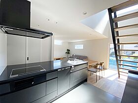 株式会社ACE FORM 本店の施工事例「【長期優良住宅】 吹き抜け階段の家」の画像2