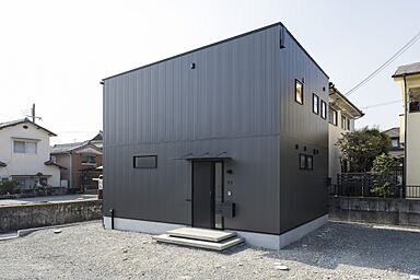 株式会社ACE FORM たつの店の施工事例「【長期優良住宅】 吹き抜け階段の家」の画像6