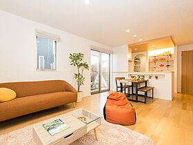 株式会社中村工務店の施工事例「グランピングスタイル 光と木に包まれる、癒しのテラス付きナチュラル邸宅」の画像1