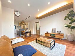 ヤマト住建 住まいのギャラリー一宮店の施工事例「毎日の暮らしを愉しむ。バーカウンターがある家」の画像
