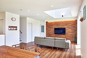 【パナソニックビルダーズグループ】丸良木材産業株式会社の施工事例「【YouTubeで30万再生!】柱のない24帖超の広々リビングがあるお家」の画像3