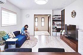 【パナソニックビルダーズグループ】丸良木材産業株式会社の施工事例「スッキリ暮らすホテルライクな住まい|明るくオープンなZEH仕様」の画像2