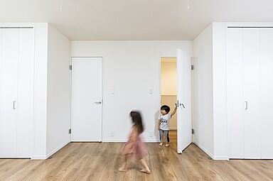 【パナソニックビルダーズグループ】丸良木材産業株式会社の施工事例「料理人ご夫婦のこだわりキッチンと家事ラク動線の住まい」の画像8