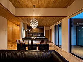 株式会社谷川建設の施工事例「悠々たる暮らしを演出する、平屋ならではの解放感」の画像2