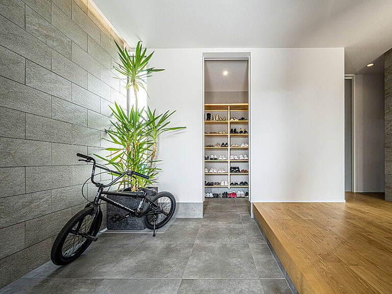 株式会社谷川建設の公式画像_玄関2