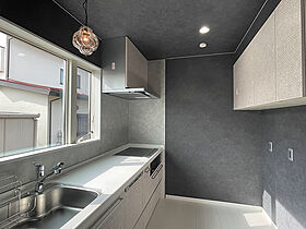 fun's life home (株式会社ハウジング重兵衛)の施工事例「照明も間取りも、好きを詰め込んだ南欧デザインの家」の画像3