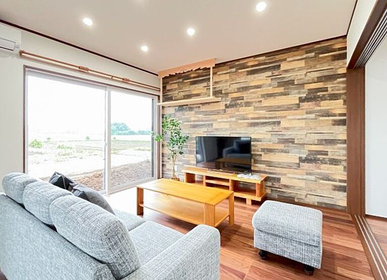 塚本産業株式会社の公式画像_リビング7