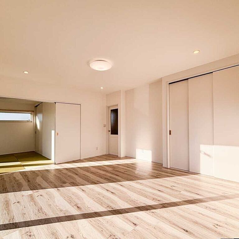 塚本産業株式会社の公式画像_リビング2