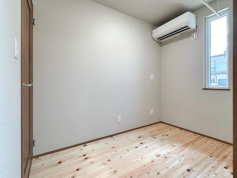 塚本産業株式会社の公式画像_洋室4