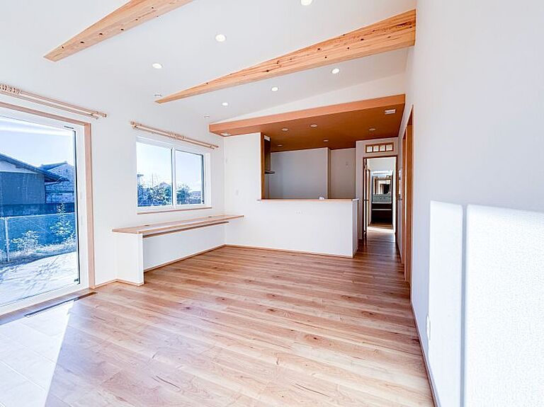 塚本産業株式会社の公式画像_リビング5