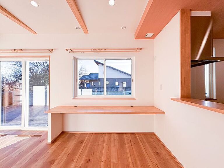 塚本産業株式会社の公式画像_リビング6