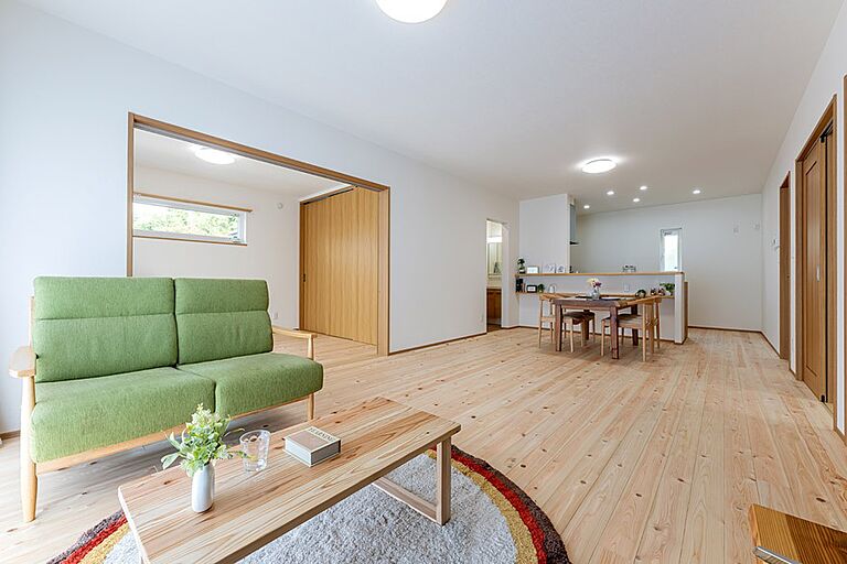 塚本産業株式会社の公式画像_リビング6