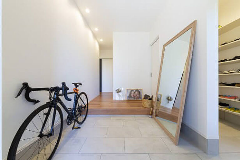 株式会社アントール 富山店の公式画像_玄関3