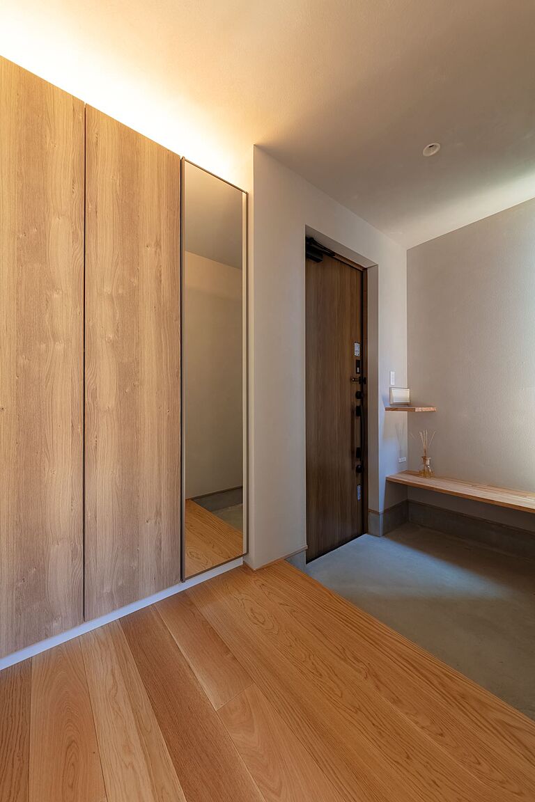 株式会社アントール 富山店の公式画像_玄関4