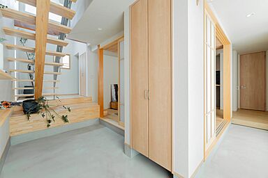 株式会社アントール 富山店の施工事例「土間リビングが魅力・唯一無二の住まい【3LDK/土間/吹抜】」の画像8