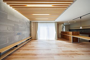 株式会社アントール 富山店の施工事例「高い意匠性の和モダン住まい~和室【5LDK】~」の画像1