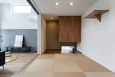 株式会社アントール 富山店の施工事例「【3LDK+書斎】スキップフロアとサンクンリビングが魅力の家」の画像6