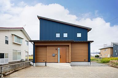 株式会社アントールの施工事例「~猫も家族も快適に。ゆとりある暮らしを実現する家~」の画像