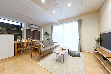 株式会社アントールの施工事例「~猫も家族も快適に。ゆとりある暮らしを実現する家~」の画像1