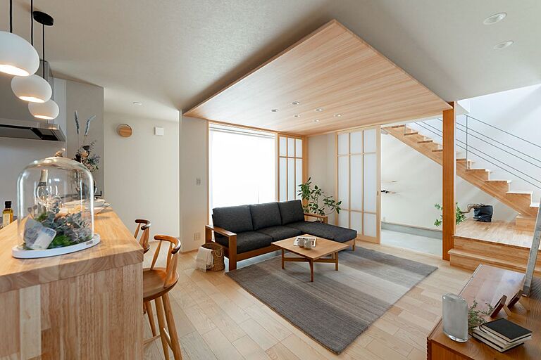 株式会社アントールの公式画像_リビング2