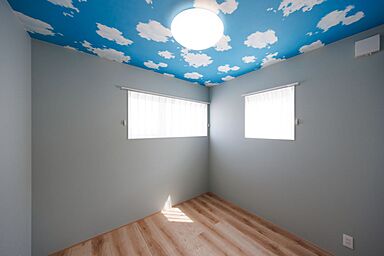 株式会社アントールの施工事例「高い意匠性の和モダン住まい~和室【5LDK】~」の画像7