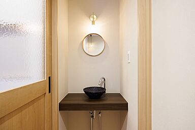 株式会社アントールの施工事例「趣の異なる2つのLDKが魅力~心地よい距離感を育む二世帯住宅の暮らし~」の画像7