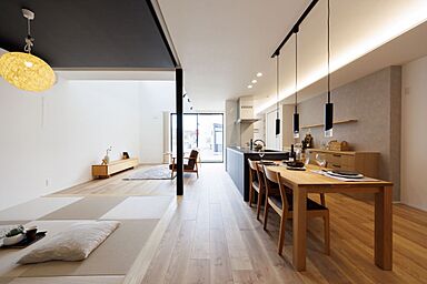 株式会社アントールの施工事例「「守る」と「包む」の最高峰~耐震等級3×断熱等級6で叶える、次世代の暮らし~」の画像1