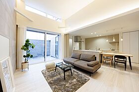 株式会社アントールの施工事例「美しさを仕立てる。細部までこだわり抜いたホテルライクな家」の画像1