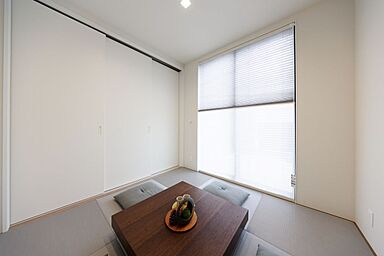 株式会社アントールの施工事例「上質なグレーが描く、落ち着きのある日常。洗練された大人の佇まい。」の画像6