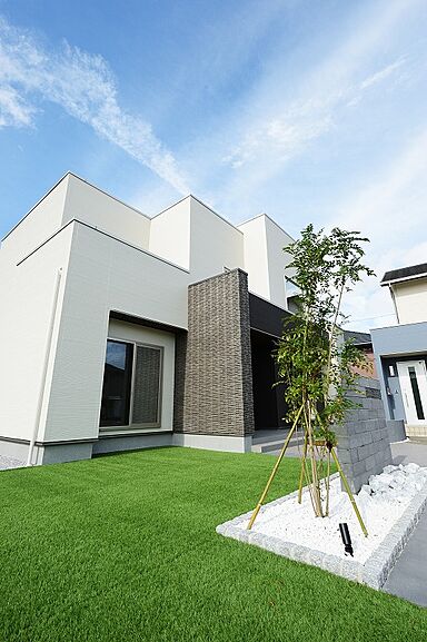 朝日住宅株式会社の施工事例「24時間365日、家中どこでも20℃台の全館空調の家」の画像