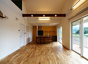 株式会社ケンコーホームの施工事例「【長崎市/20代/2LDK】アメリカ西海岸スタイルの小屋裏2階建ての家」の画像2