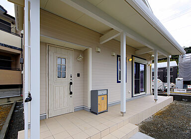 株式会社ケンコーホームの施工事例「【西彼杵郡/30代/3LDK】西海岸の風薫るカリフォルニアスタイルの家」の画像2