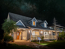 株式会社ケンコーホームの施工事例「【時津町/4LDK+地下収納・ロフト】小さな頃に想い描いた大きな屋根と窓のある家」のメイン画像