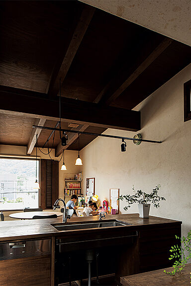 有限会社大元工務店の施工事例「自然素材で家族と共に成長するスキップフロア住宅(札幌市 F様邸)」の画像5