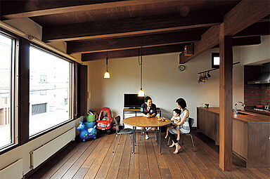 有限会社大元工務店の施工事例「自然素材で家族と共に成長するスキップフロア住宅(札幌市 F様邸)」の画像9