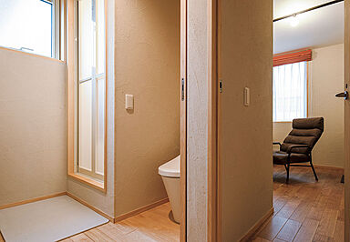 有限会社大元工務店の施工事例「先を見越した提案と素材づかいが叶えた心地よい永住住宅(札幌市 I様邸)」の画像9