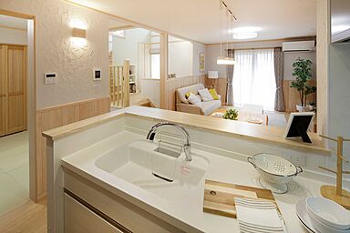 株式会社ウェルズホームの施工事例「【ウェルズホーム】自然素材をふんだんに使用した北欧な家 ◆ 郡山市 35坪」の画像2