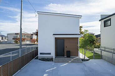 株式会社ウェルズホームの施工事例「【ウェルズホーム】ペットと心地よく暮らすナチュラルな家 ◆ 郡山市 32坪」の画像