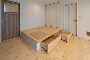 TSデザイン 有限会社 志田尾工務店の施工事例「玄関土間からキッチンへ…子育て世代に嬉しい家事ラク導線のお家(島根県浜田市)」の画像2